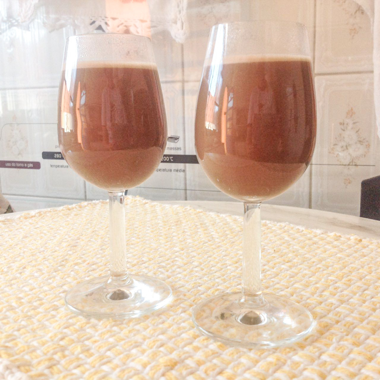 Chocolate Quente com Menta