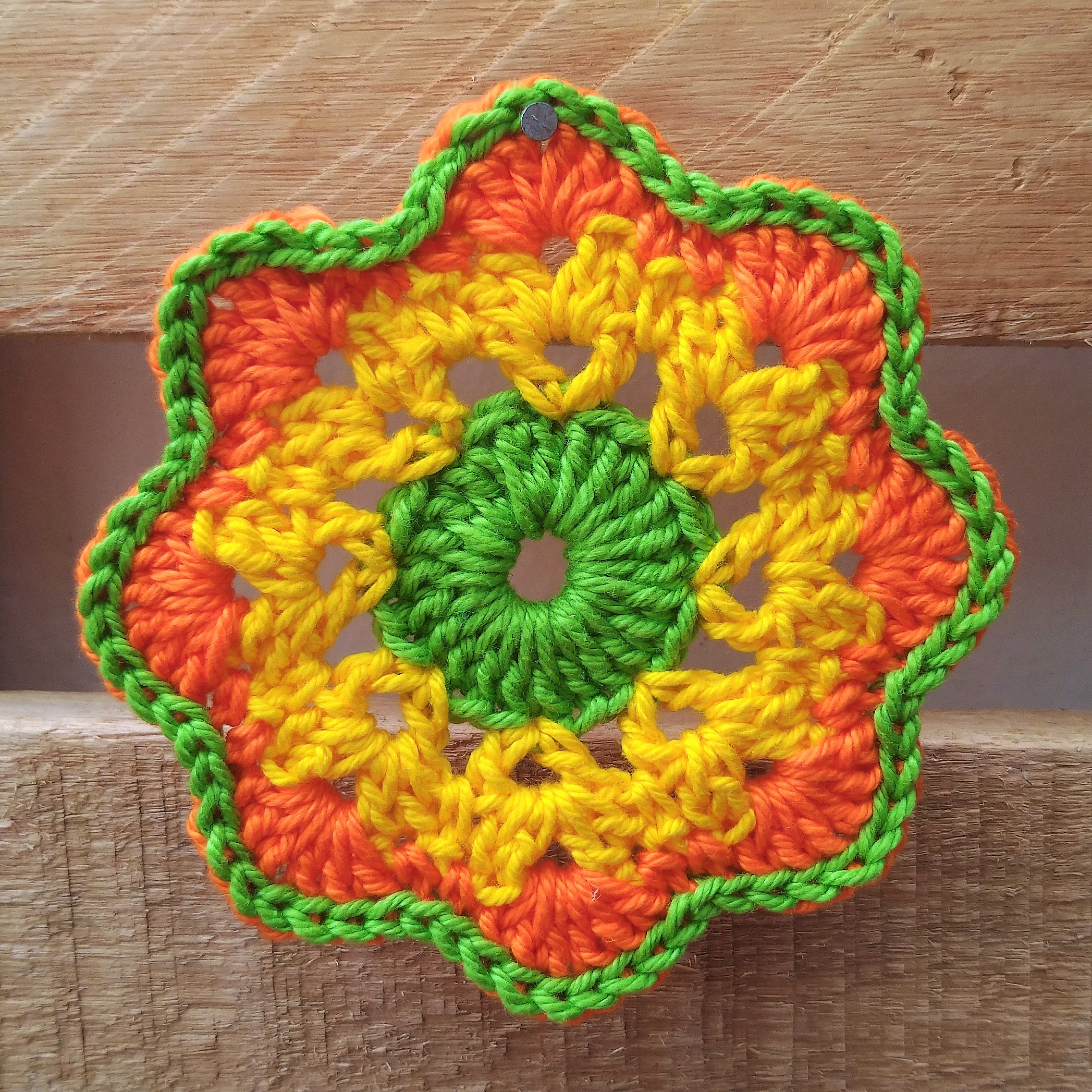 Crochê Tradicional: Motivo Pascal